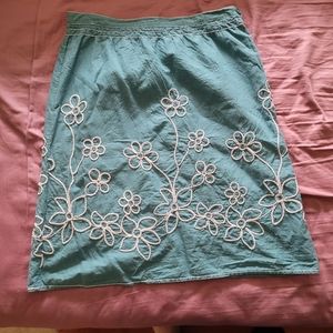 Max Studio size 6 embroidered vintage skirt